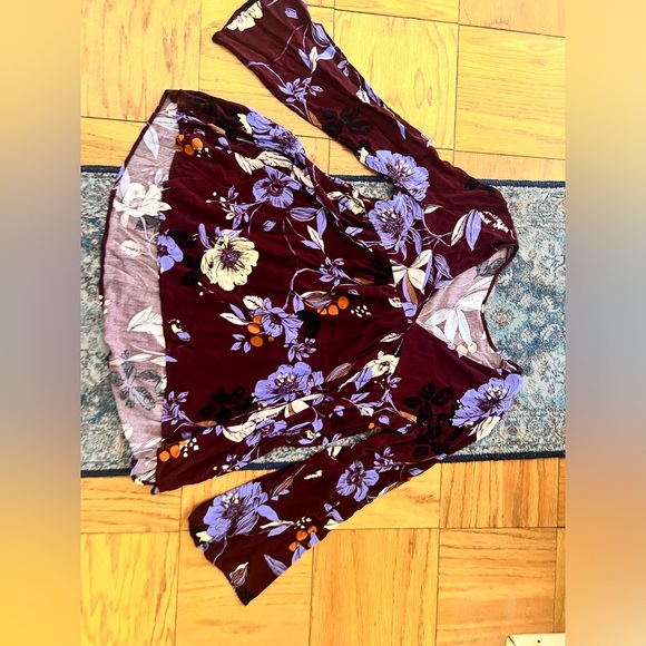 Free People Womens Bella Bell Sleeve floral V-Neck Tunic Top boho small - Picture 8 of 8